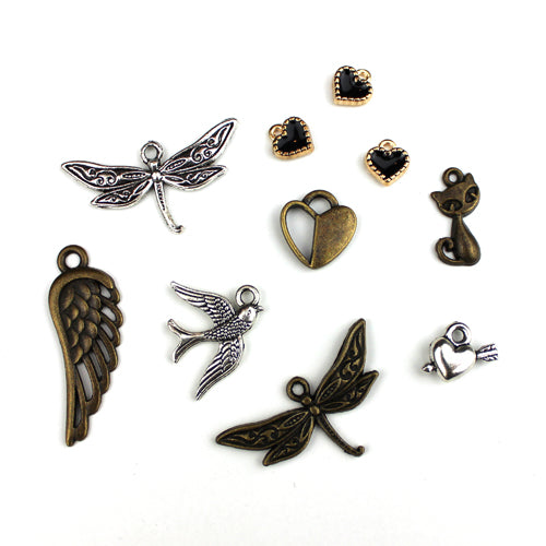 Charms & Pendants