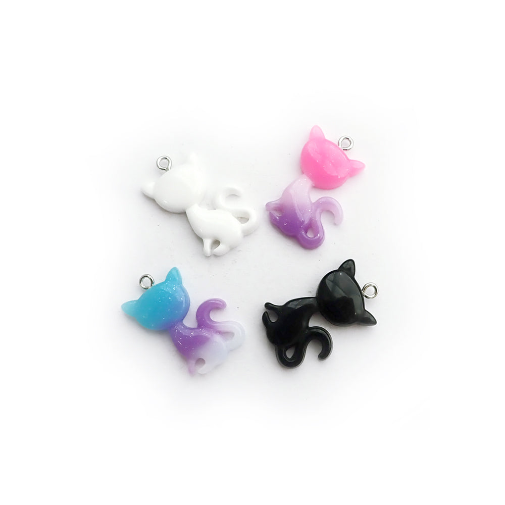 Plastic Resin Cat Charms, Random Colors, 4 charms, for jewelry making & crafts