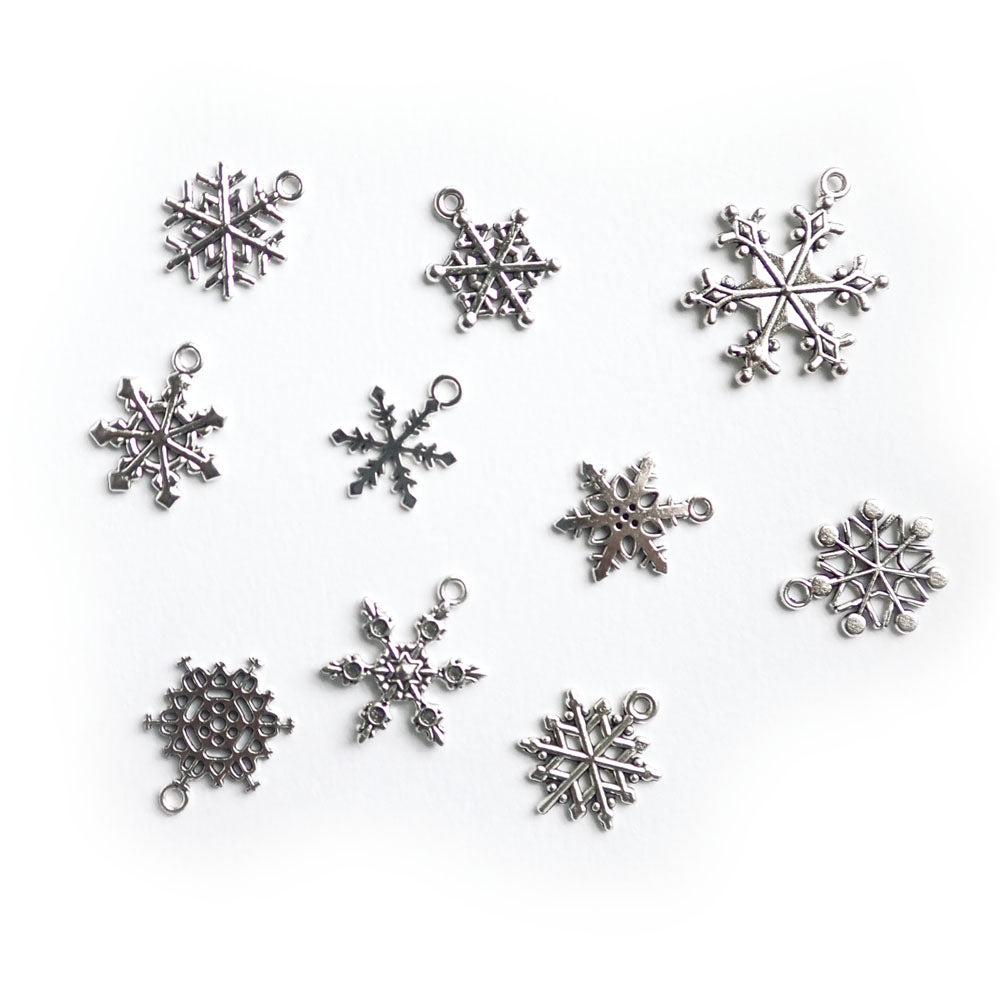 Snowflake Theme Metal Charms, Mixed Shapes, Silver Tone Color, 10 charms