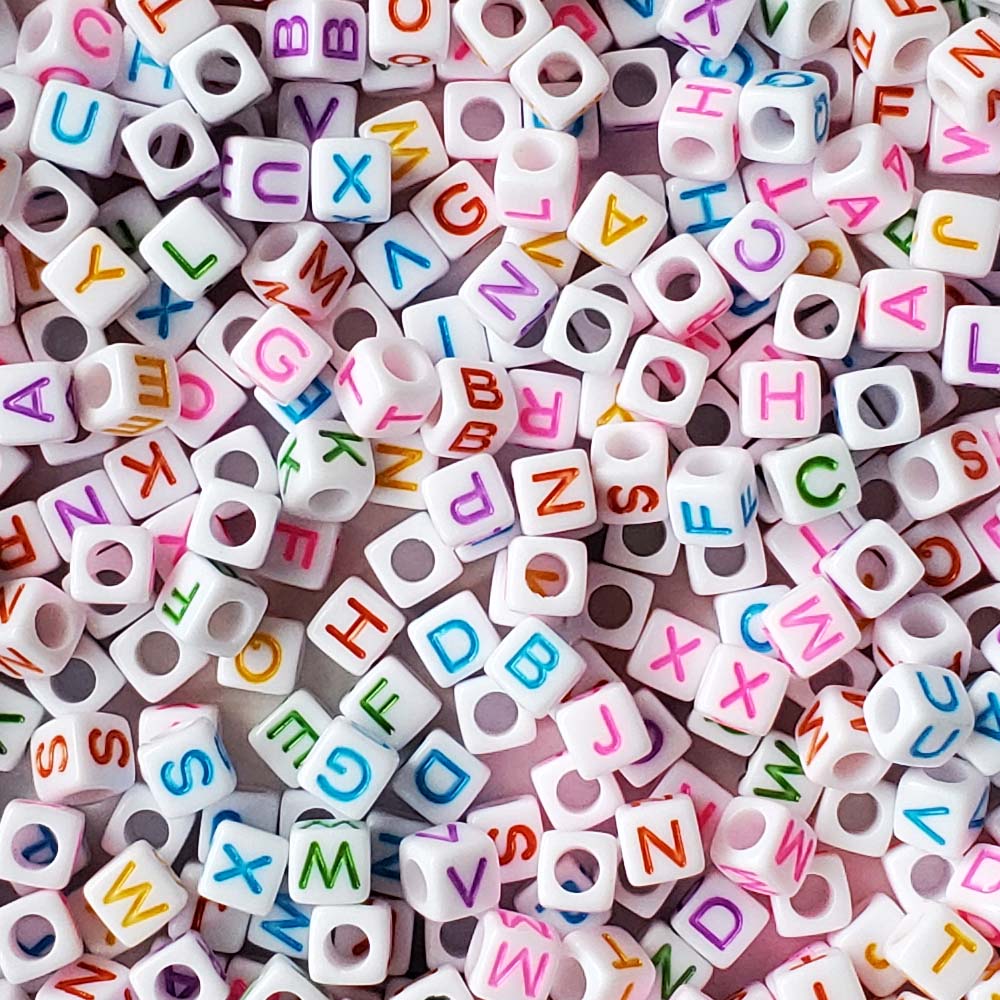 Plastic White Alphabet Beads, Random Letter Mix, Mixed Colors, 6mm Cube, about 500 beads