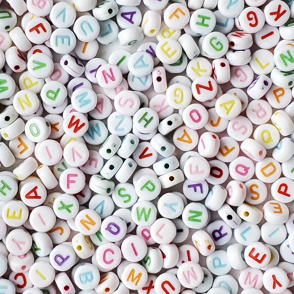 Plastic White Alphabet Beads, Random Letter Mix, Mixed Colors, 7mm Round, about 500 beads