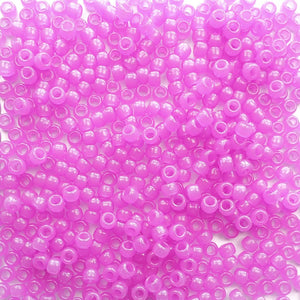 Light Purple Glow Plastic Pony Beads 6 x 9mm, 500 beads